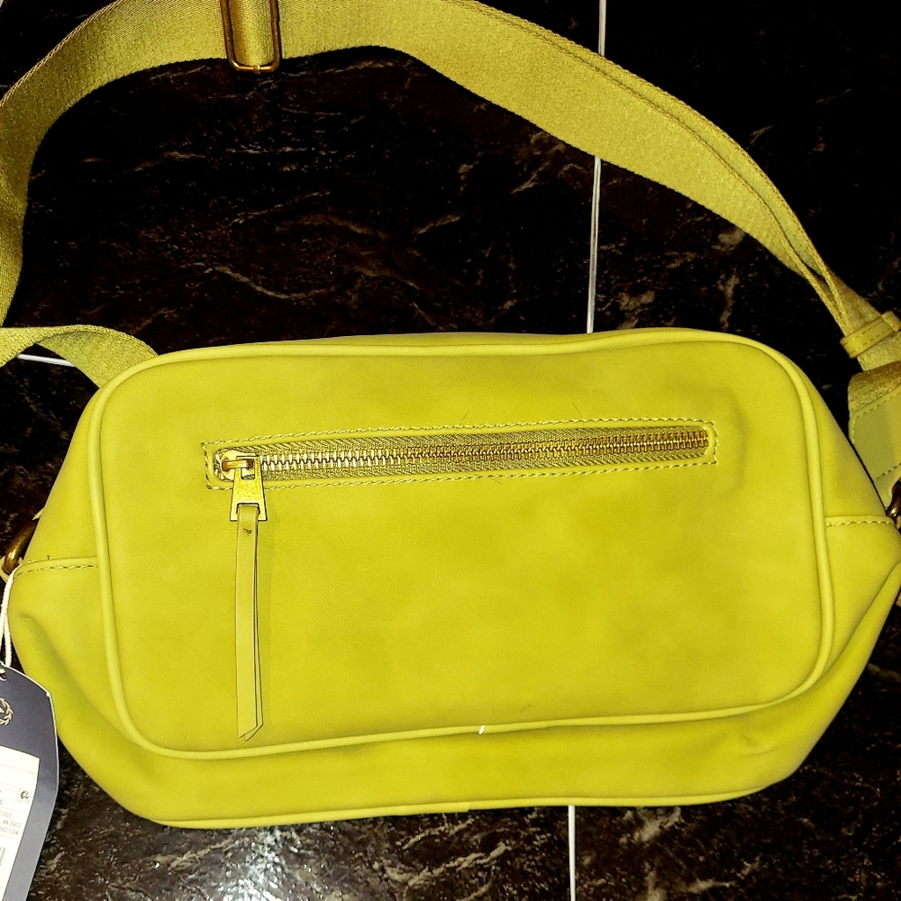 Brand new purse with tag